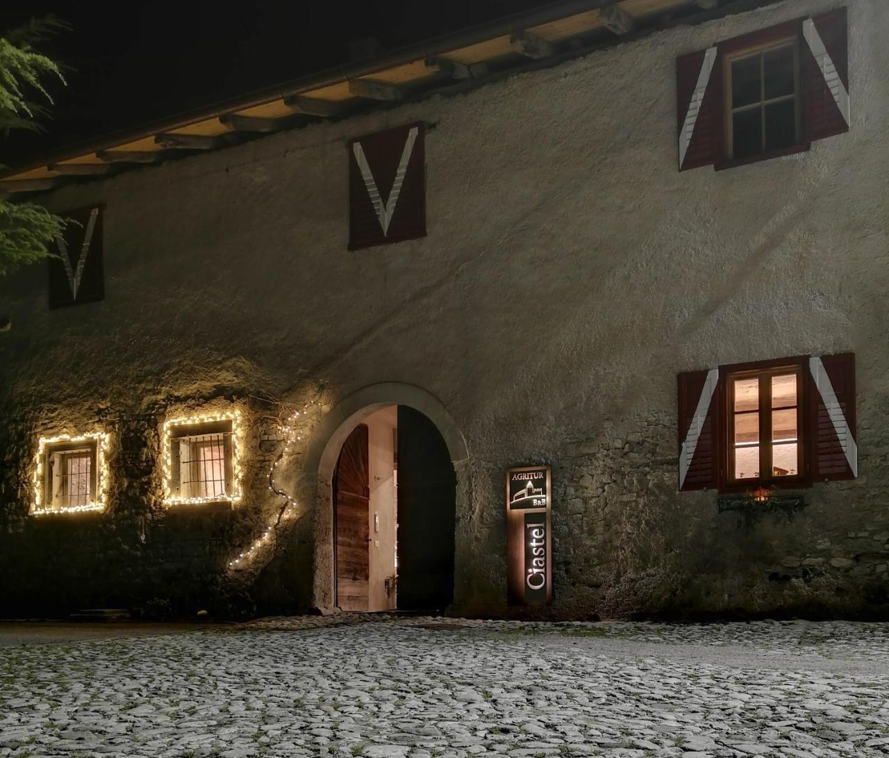 Villa Agritur Ciastel Sanzeno Exterior foto